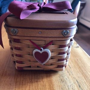 Longaberger Valetine’s day basket set